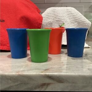 4 Vintage Tupperware #109 Bell Tumblers 7oz Drinking Cups Retro MCM 4”